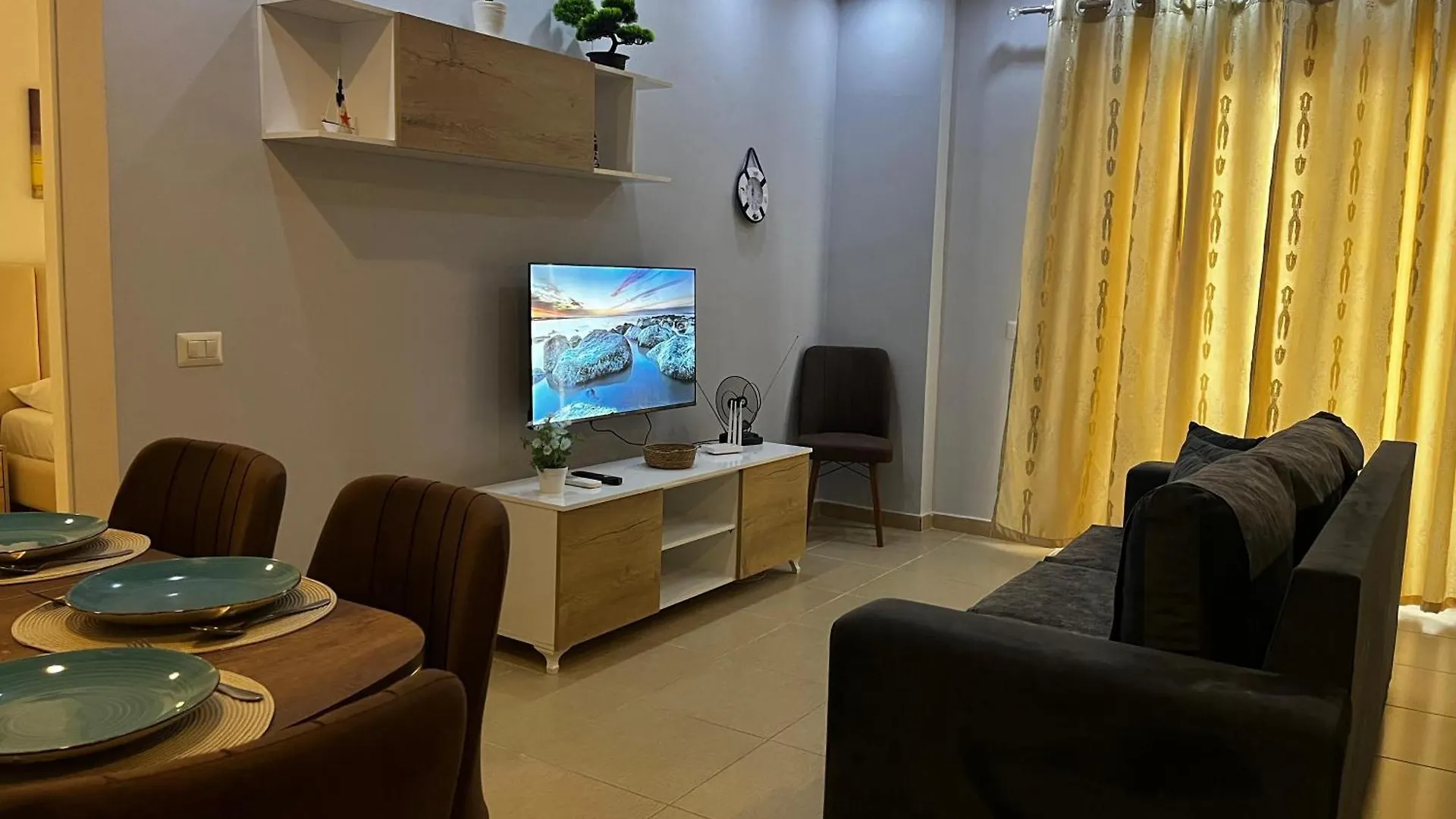 Sunflowers Apartment Golem   Golem (Tirana)